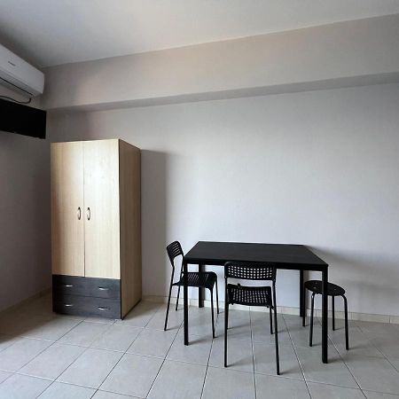לפקנדי חלקידס Triton Rooms מראה חיצוני תמונה