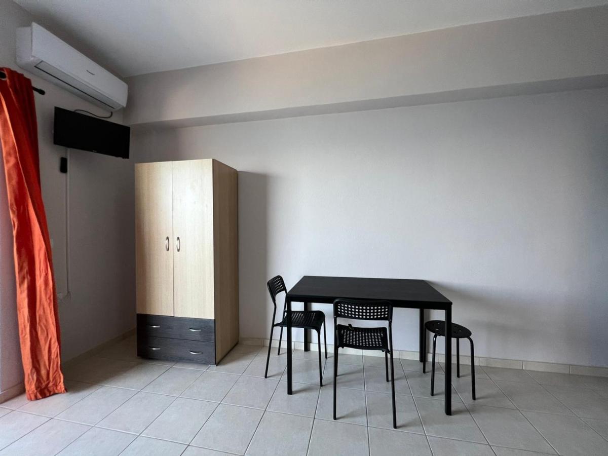 לפקנדי חלקידס Triton Rooms מראה חיצוני תמונה